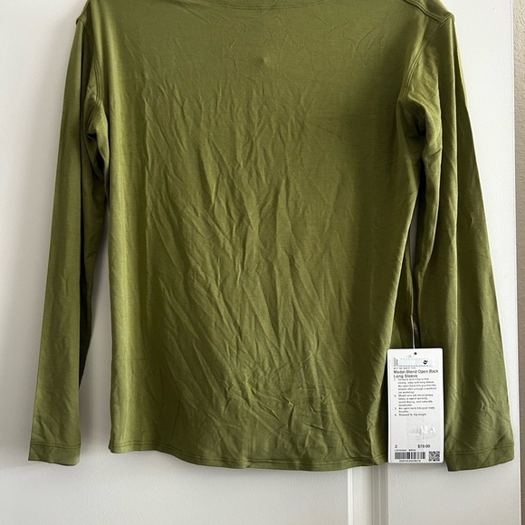 Lululemon Athletica Fitted Green Long Sleeve Tee - Picture 1 of 5